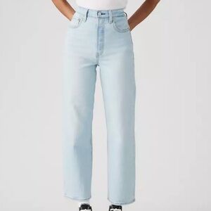 Light Ribcage Straight Ankle Jeans